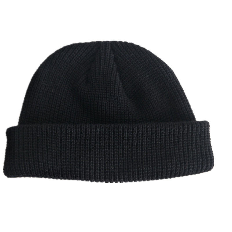 Wholesale Solid Color Knitted Men And Women Beanies