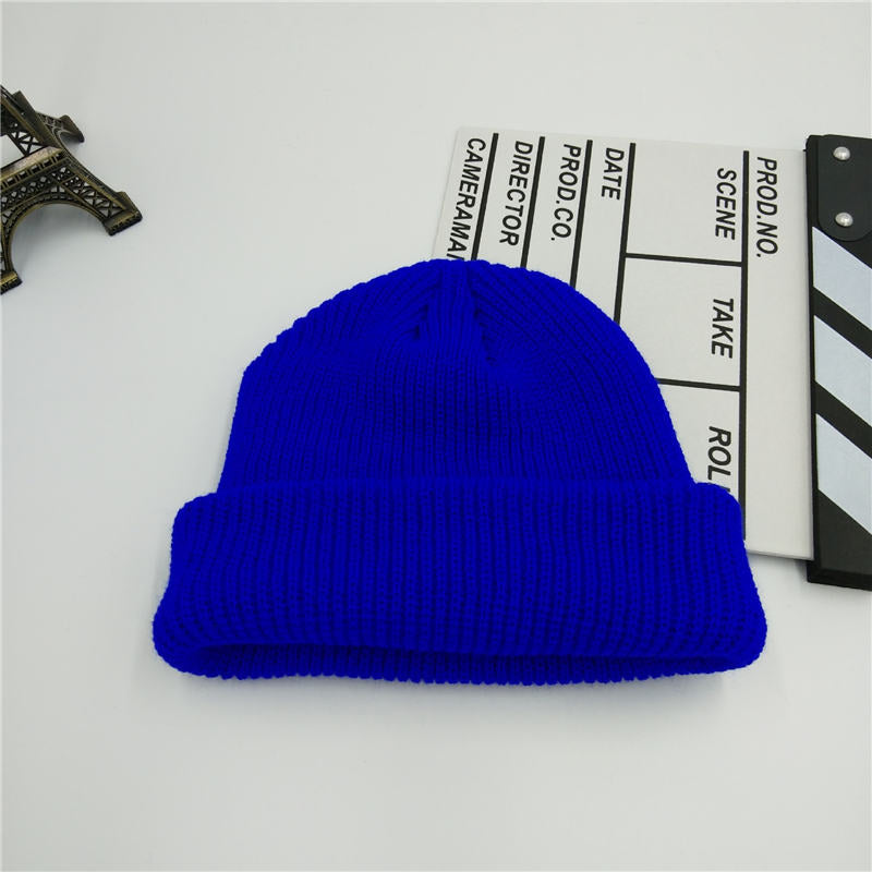 Wholesale Solid Color Knitted Men And Women Beanies