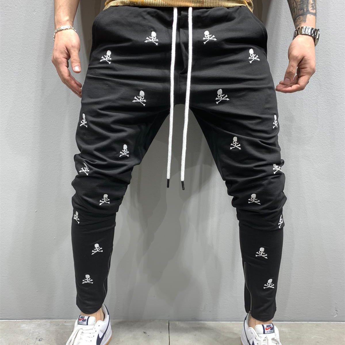 Wholesale Size:M-3XL Men Fashion Drawstring Waist Skull Print Pants