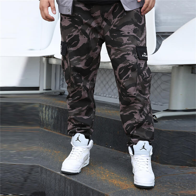 Wholesale M-4XL Men Fashion Camouflage Printed Loose Pants