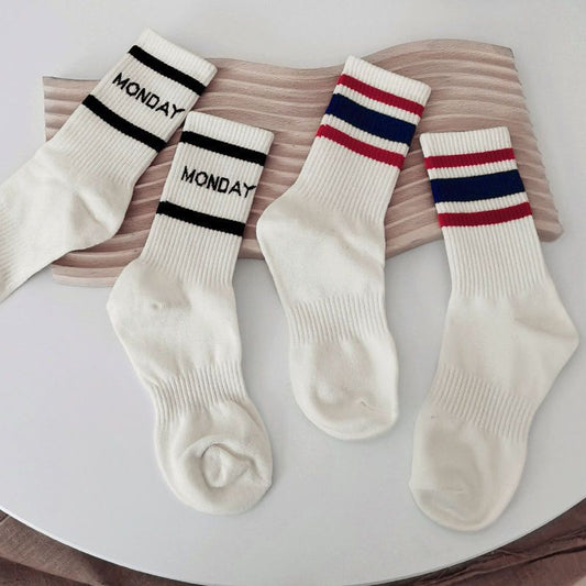 Wholesale Simple Neutral Letter Stripe Sports Socks